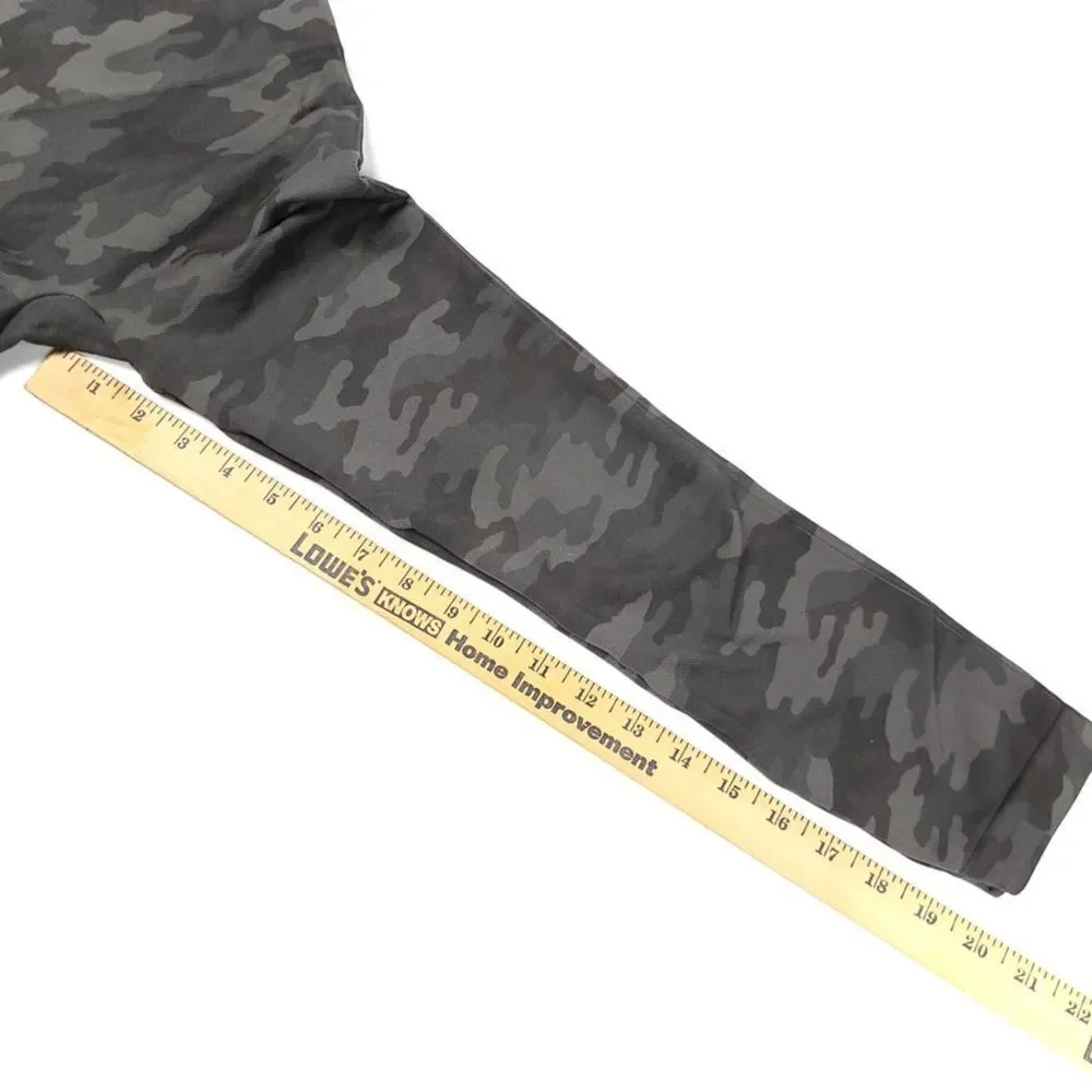 SPANX Shaping Look At Me Now Cropped Seamless Leggings in Gray Camo Womens Small